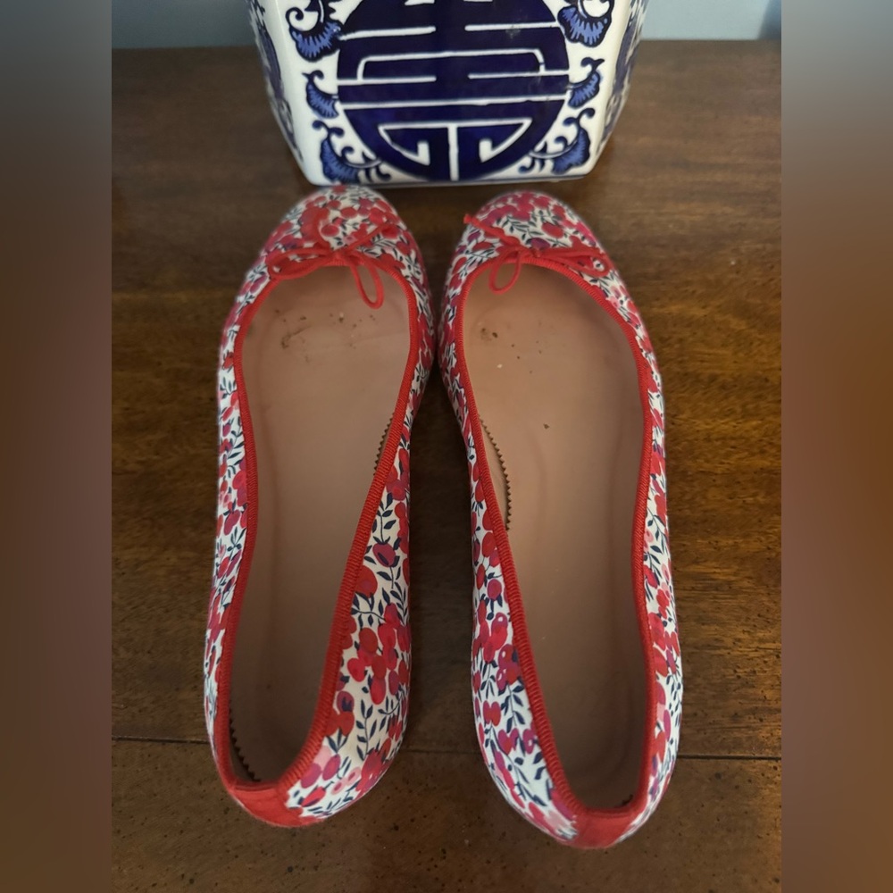J. Crew Gemma Liberty print Berry ballet flats - Picture 2 of 3